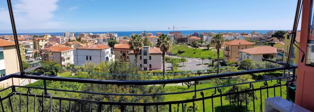 פייטרה ליגורה Very Cosy House With Fabulous Sea View! מראה חיצוני תמונה